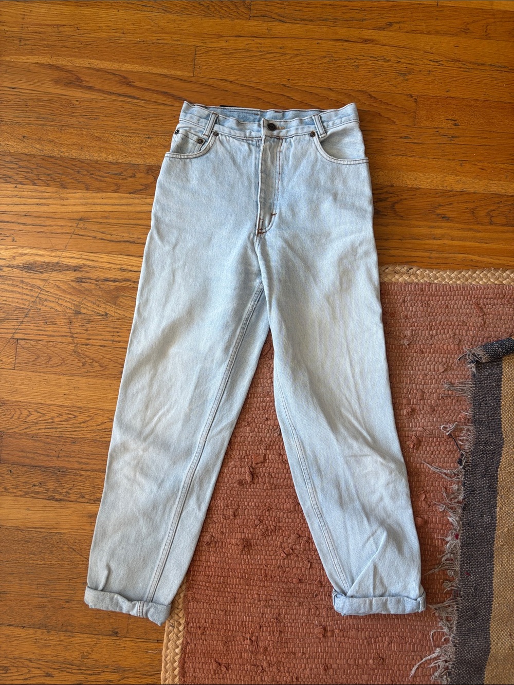 Classic Levi’s women’s Blue Jeans